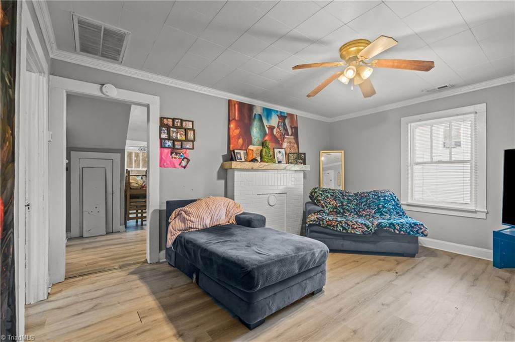 229 Dorothy Street High Point, NC 27262 - Photo 6 of 24