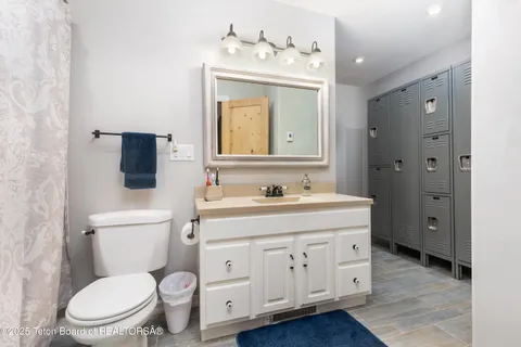 $1,234,567 | 975 West 9000 South, Victor, ID 83455