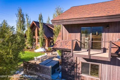 $1,234,567 | 975 West 9000 South, Victor, ID 83455