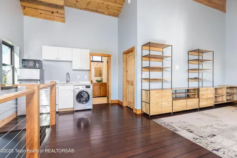 $1,234,567 | 975 West 9000 South, Victor, ID 83455