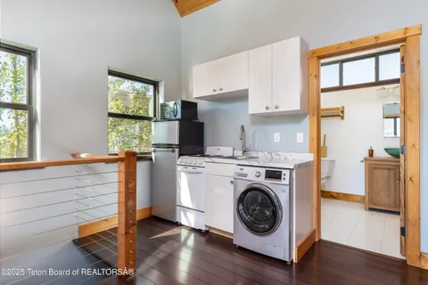 $1,234,567 | 975 West 9000 South, Victor, ID 83455