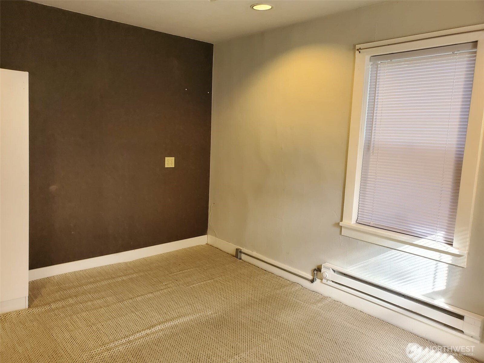 2424 South Graham Street Seattle, WA 98108 - Photo 6 of 23 a view of an empty room