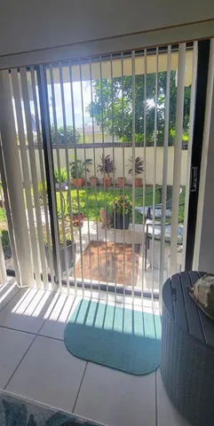 $2,300 | 1800 Northeast 39th Court, Unit 1001, Pompano Beach, FL 33064