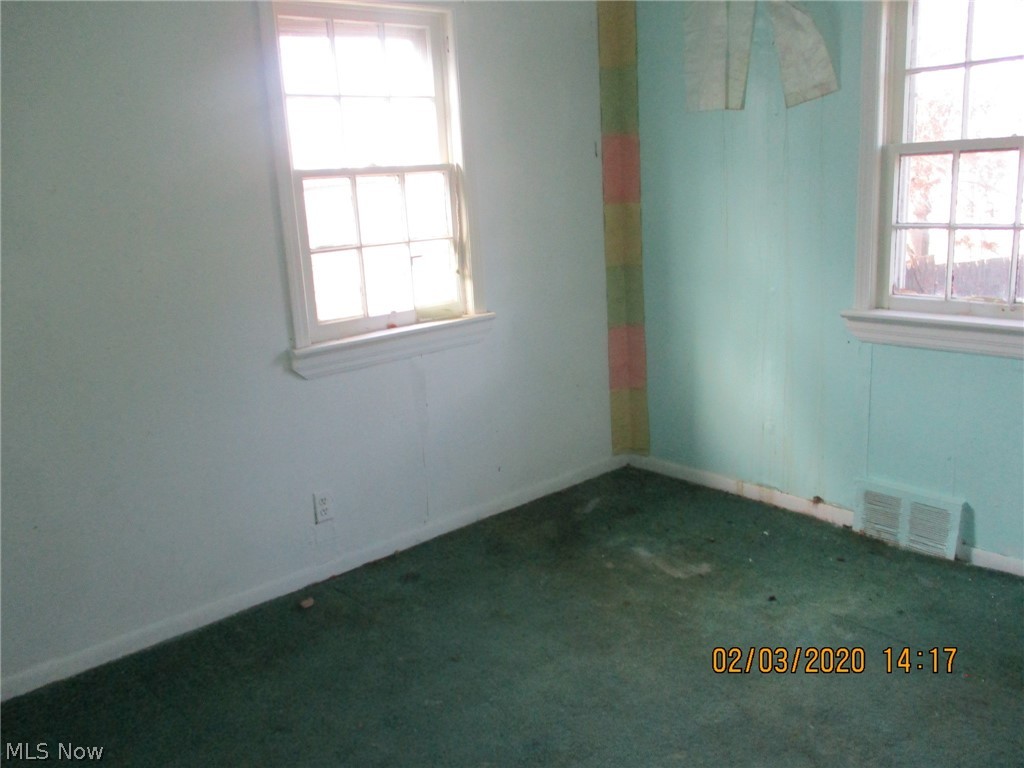 1474 Maplegrove Road South Euclid, OH 44121 - Photo 7 of 23