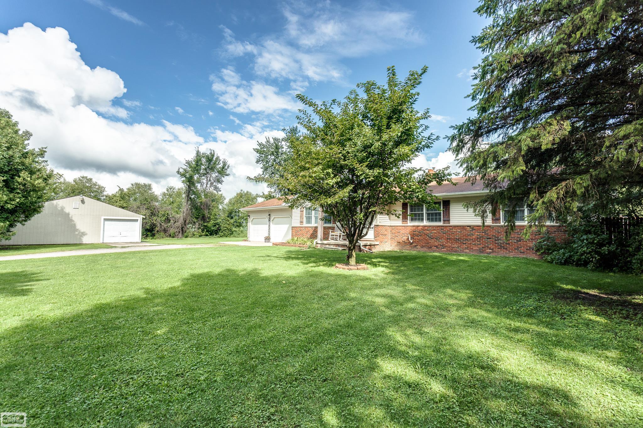 5885 Gardner Line Road Croswell, MI 48422 - Photo 4 of 71