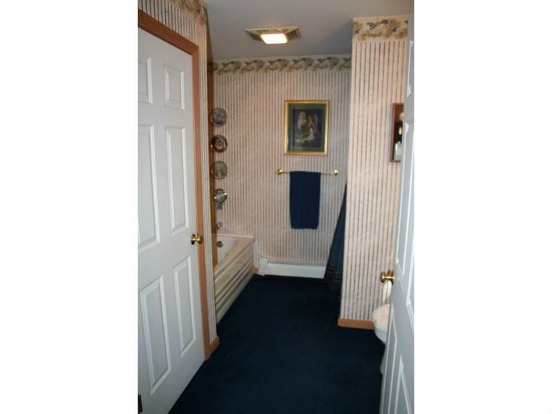 229 Level Hill Road Palermo, ME 04354 - Photo 17 of 23 Master Bath/Spa.