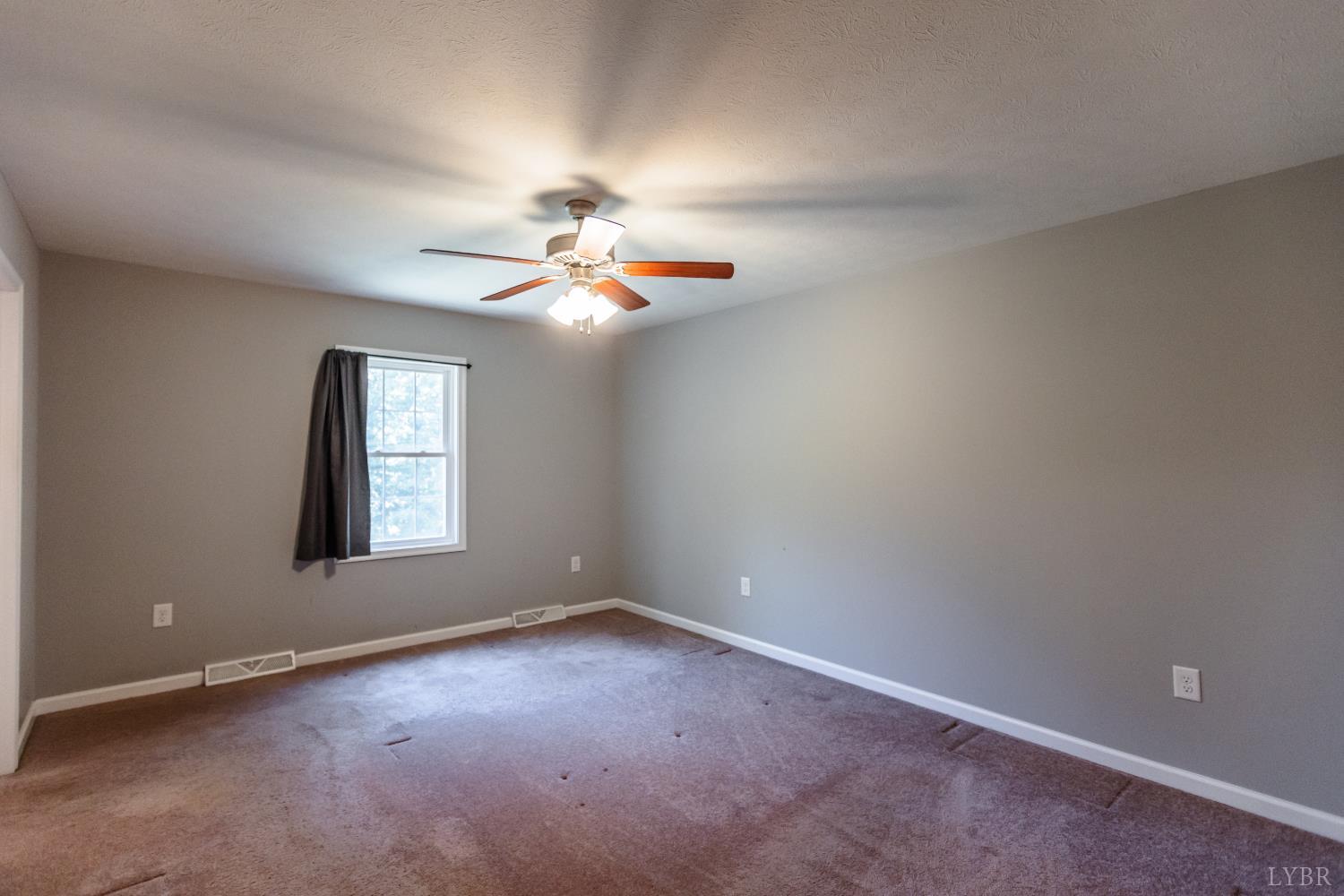 316 Tower Hill Road Appomattox, VA 24522 - Photo 13 of 46