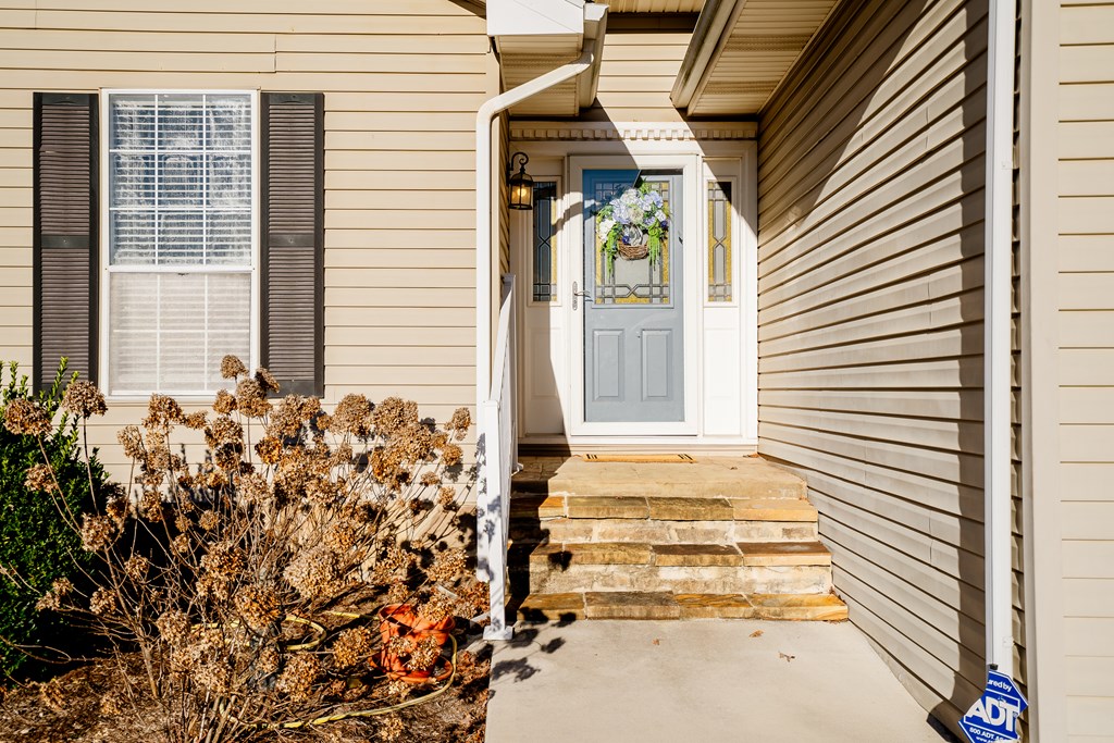 1914 Ridgefield Way Dalton, GA 30720 - Photo 8 of 61