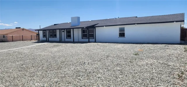 $419,900 | 21483 Highway 18, Apple Valley, CA 92307