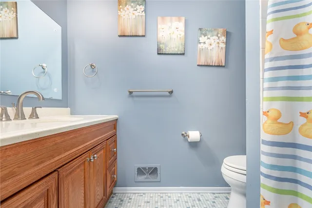 $300,000 | 28 Venice Circle, Irondequoit, NY 14609