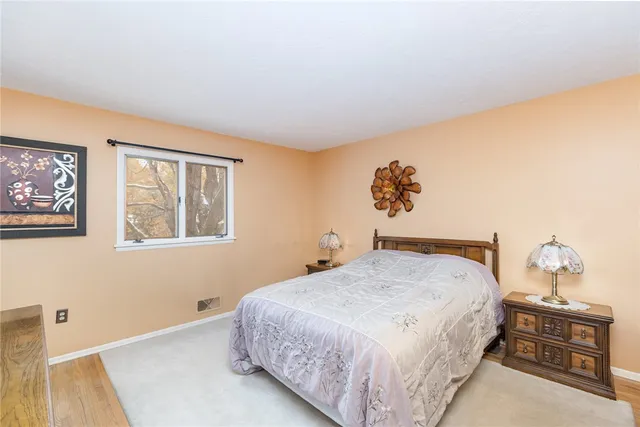 $300,000 | 28 Venice Circle, Irondequoit, NY 14609