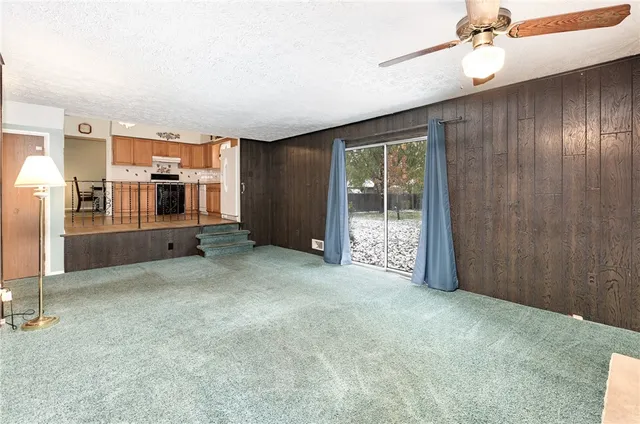 $300,000 | 28 Venice Circle, Irondequoit, NY 14609