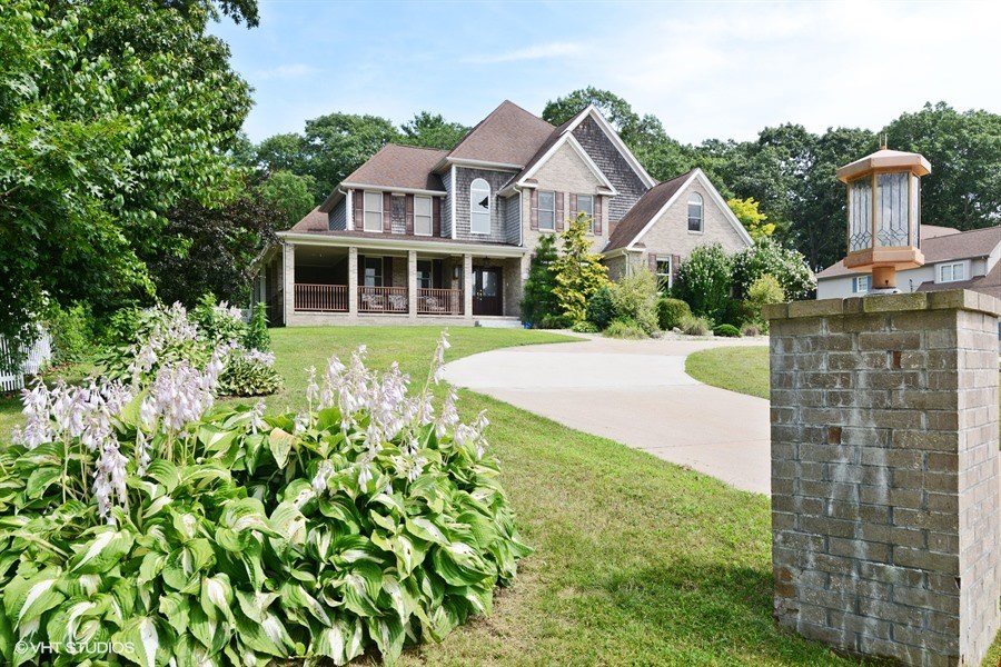 25 Andersen Court Westerly, RI 02891 - Photo 1 of 15 Gallery Image 1