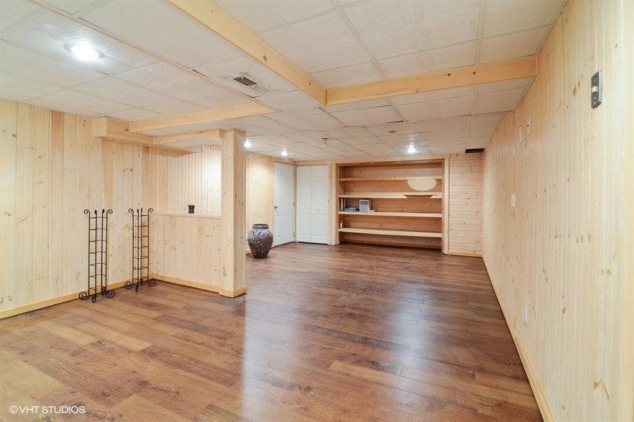 25 Andersen Court Westerly, RI 02891 - Photo 8 of 15 Gallery Image 8