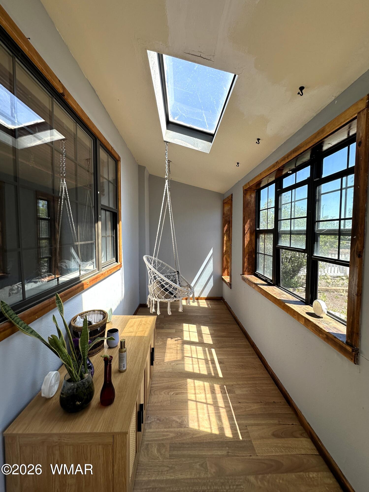 141 North Becker Lake Road Springerville, AZ 85938 - Photo 2 of 25 ENTRYWAY / SUNROOM