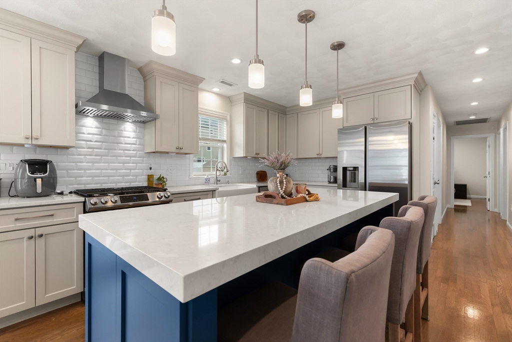 34 Moffett Road Lynn, MA 01905 - Photo 18 of 36