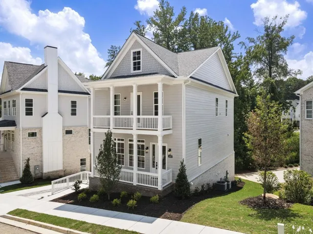 $889,900 | 3010 Kara Court, Roswell, GA 30076