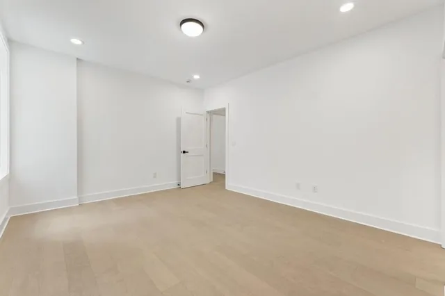 $889,900 | 3010 Kara Court, Roswell, GA 30076