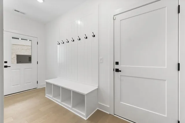 $889,900 | 3010 Kara Court, Roswell, GA 30076