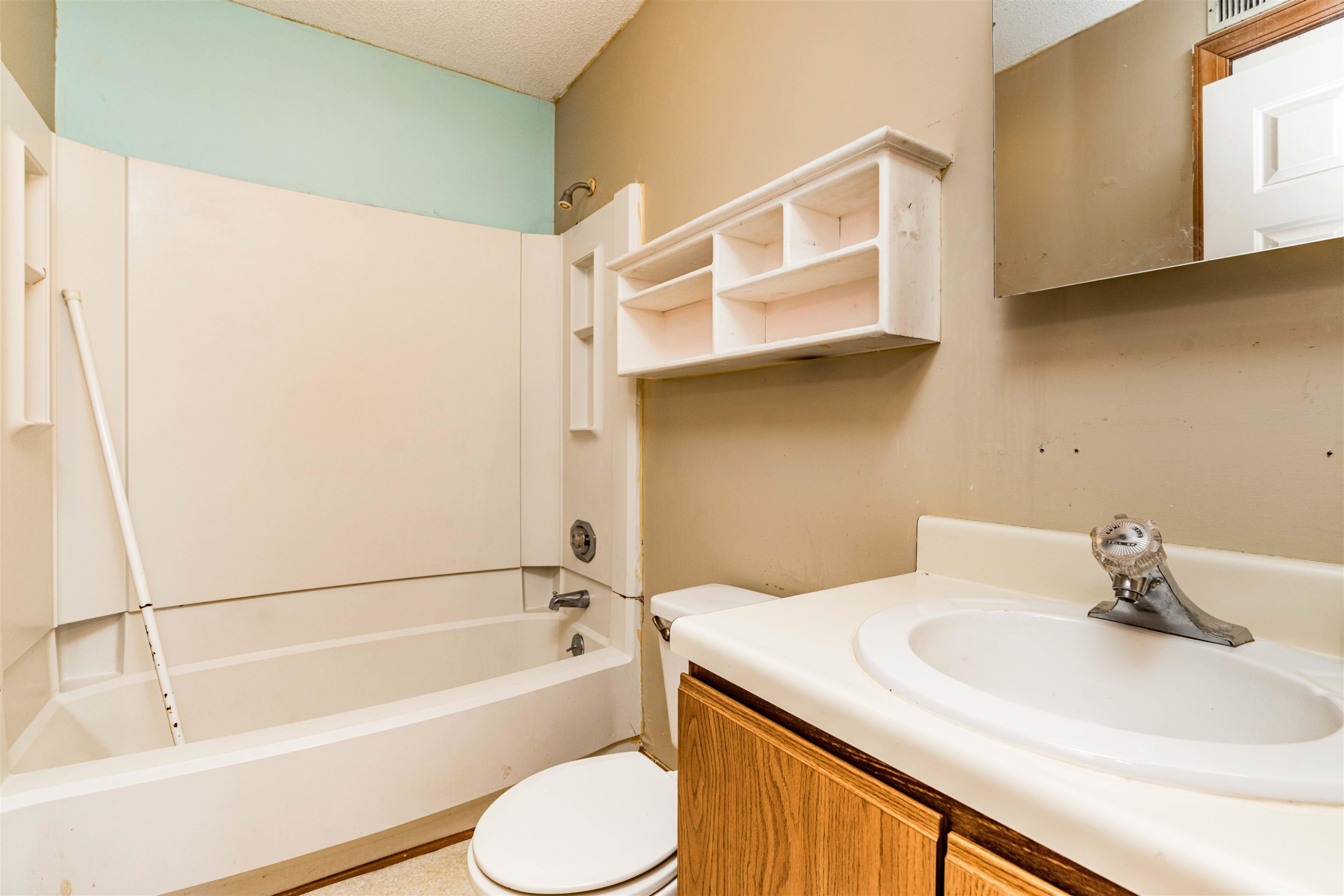 3605 Helix Court, Unit 302 Raleigh, NC 27606 - Photo 19 of 21 Photo 19