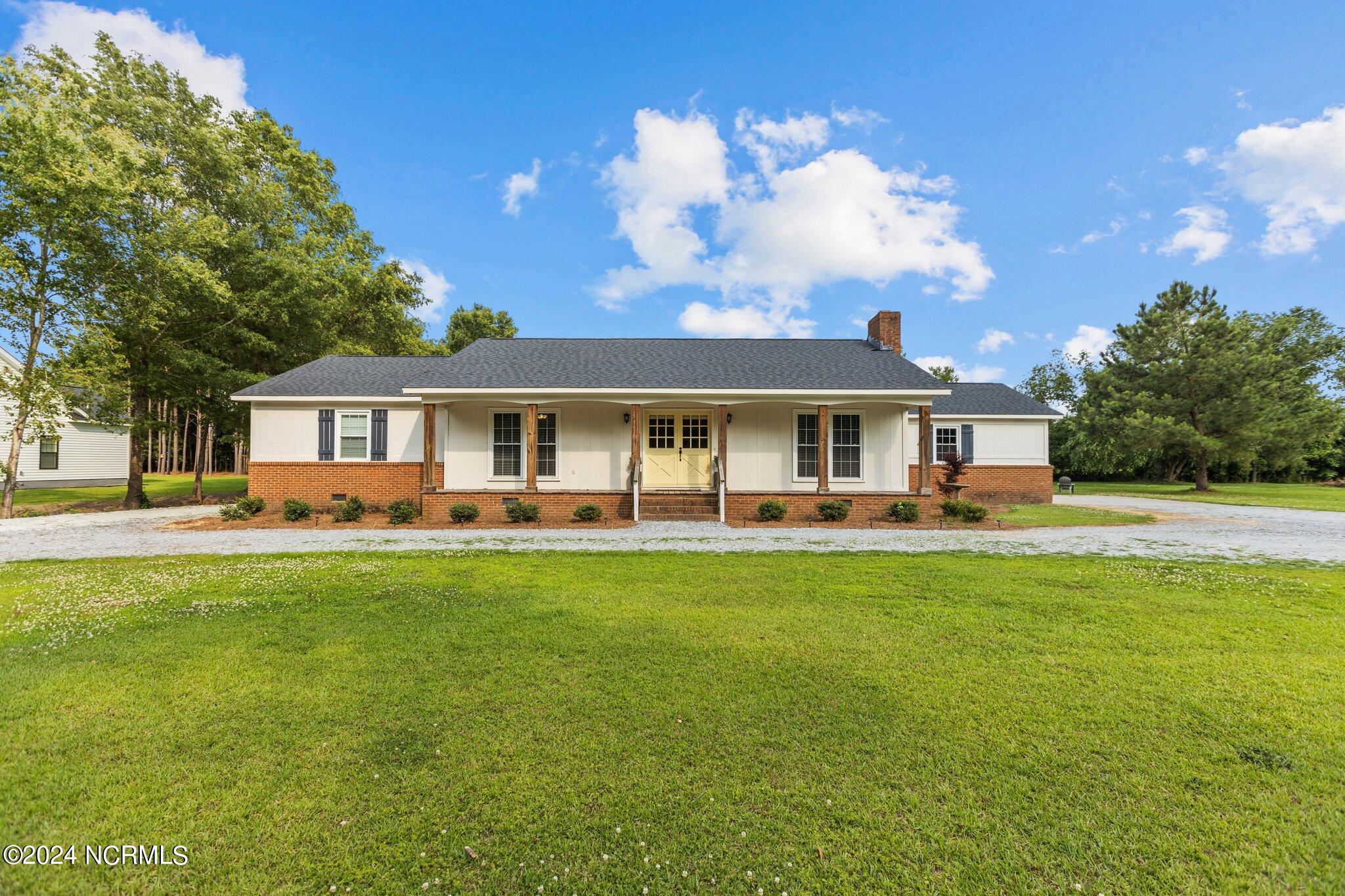 1035 Tucker Road Grimesland, NC 27837 - Photo 27 of 40 2-web-or-mls-IMGL6238