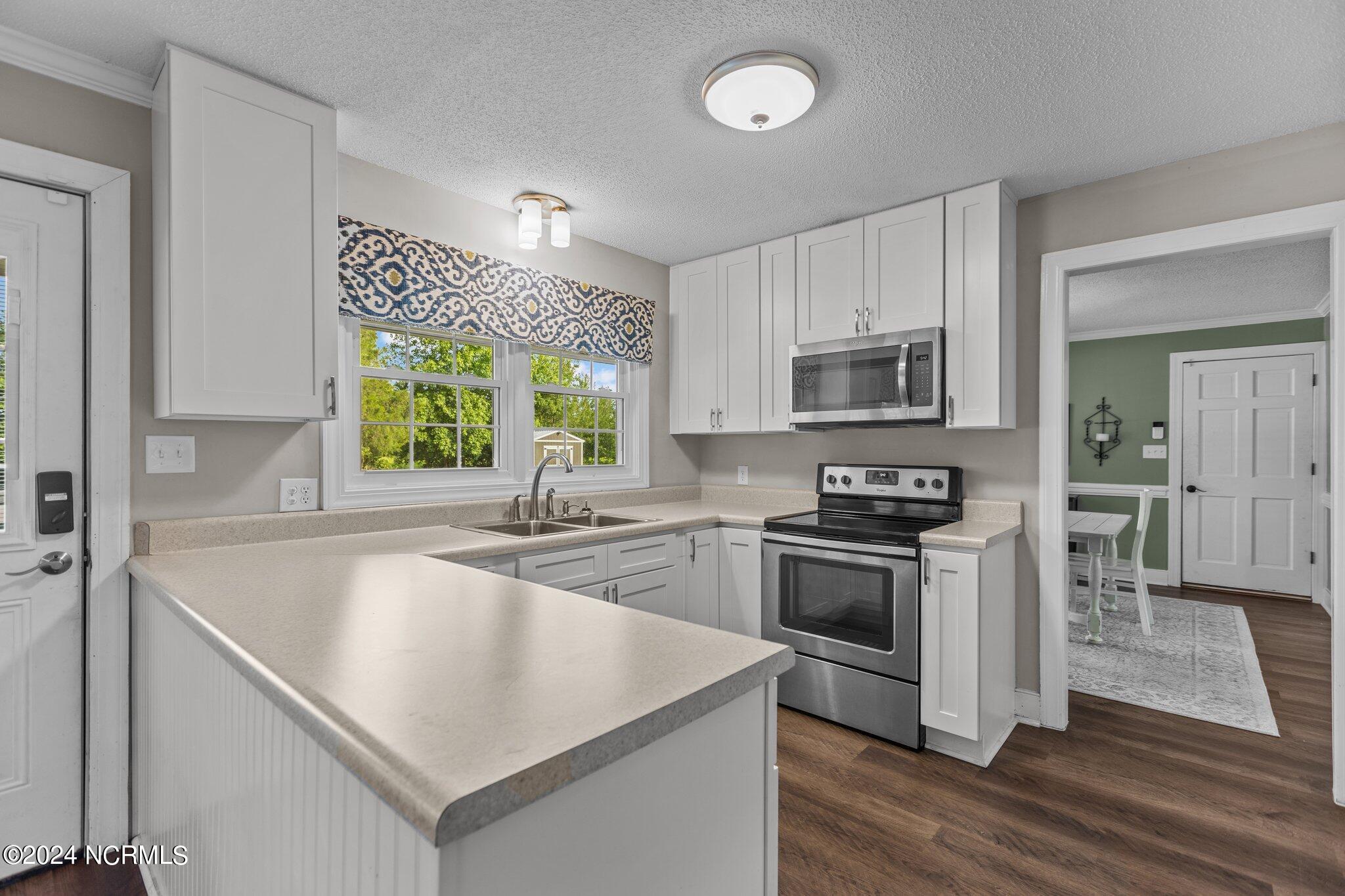 1035 Tucker Road Grimesland, NC 27837 - Photo 8 of 40 23-web-or-mls-IMGL6284