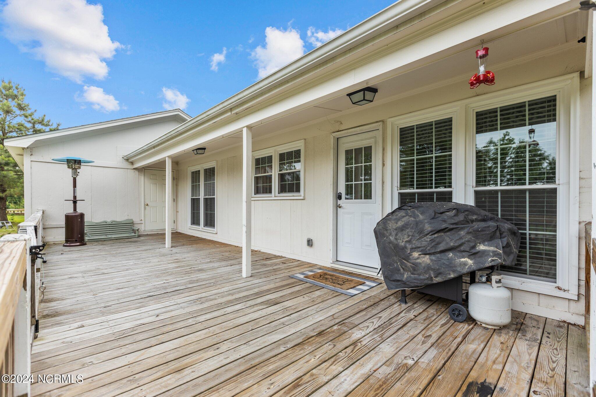 1035 Tucker Road Grimesland, NC 27837 - Photo 9 of 40 12-web-or-mls-IMGL6250