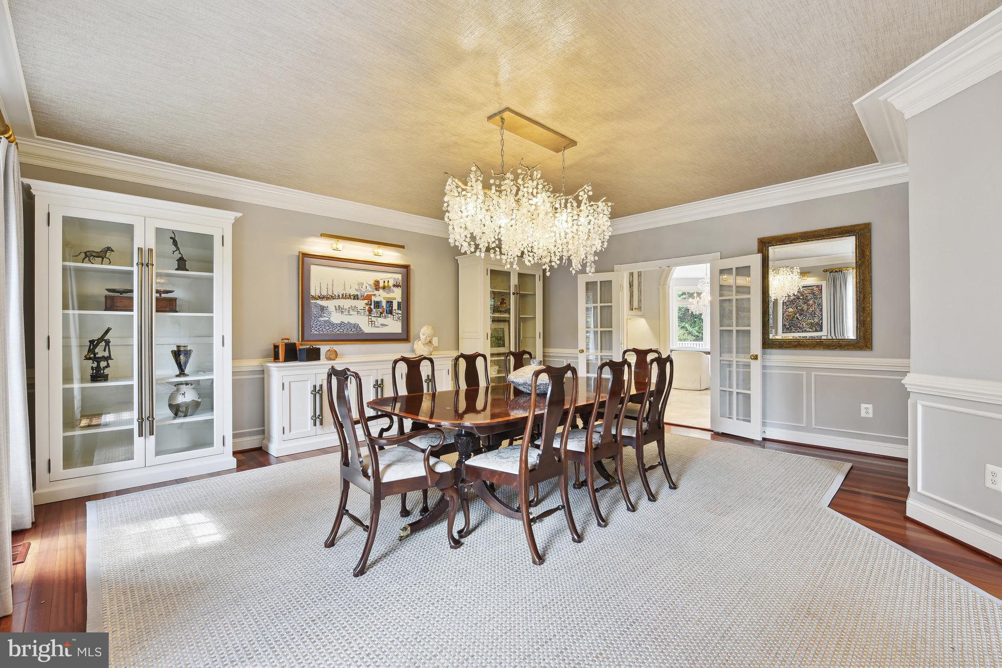 8894 Windy Ridge Way McLean, VA 22102 - Photo 6 of 31 Dining Room