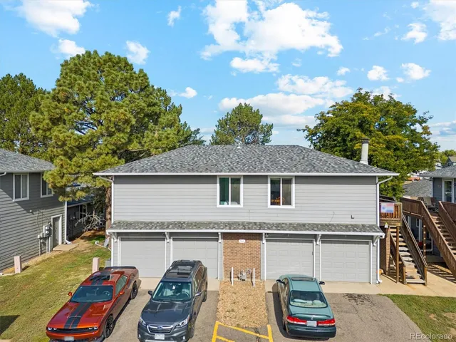 a house view with a outdoor space