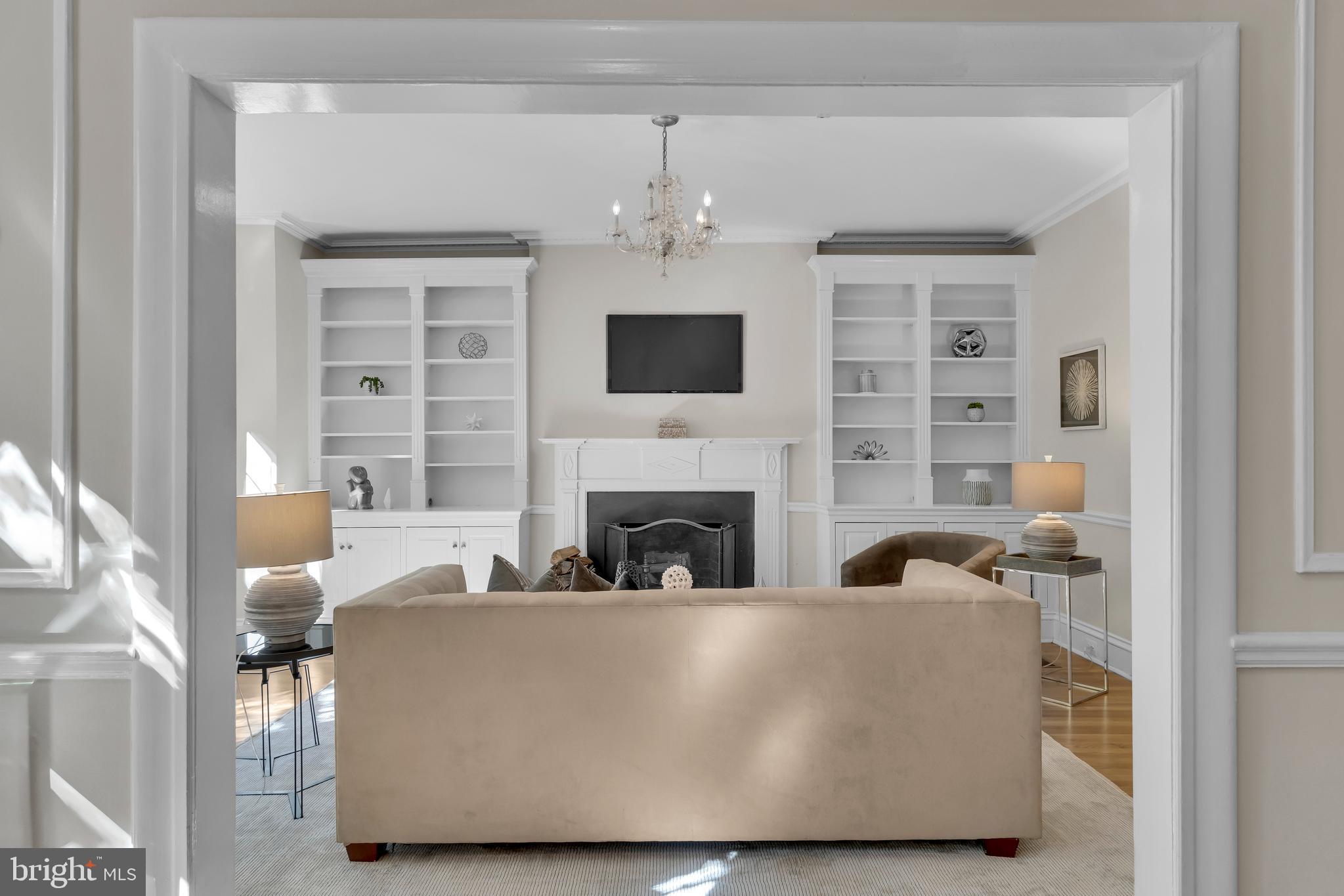 2025 Belmont Road Northwest Washington, DC 20009 - Photo 12 of 77