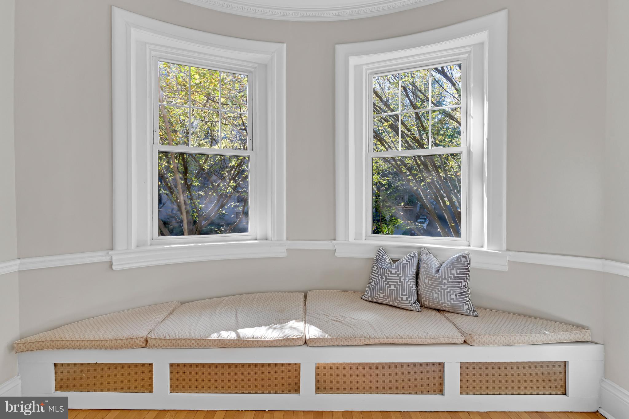 2025 Belmont Road Northwest Washington, DC 20009 - Photo 17 of 77