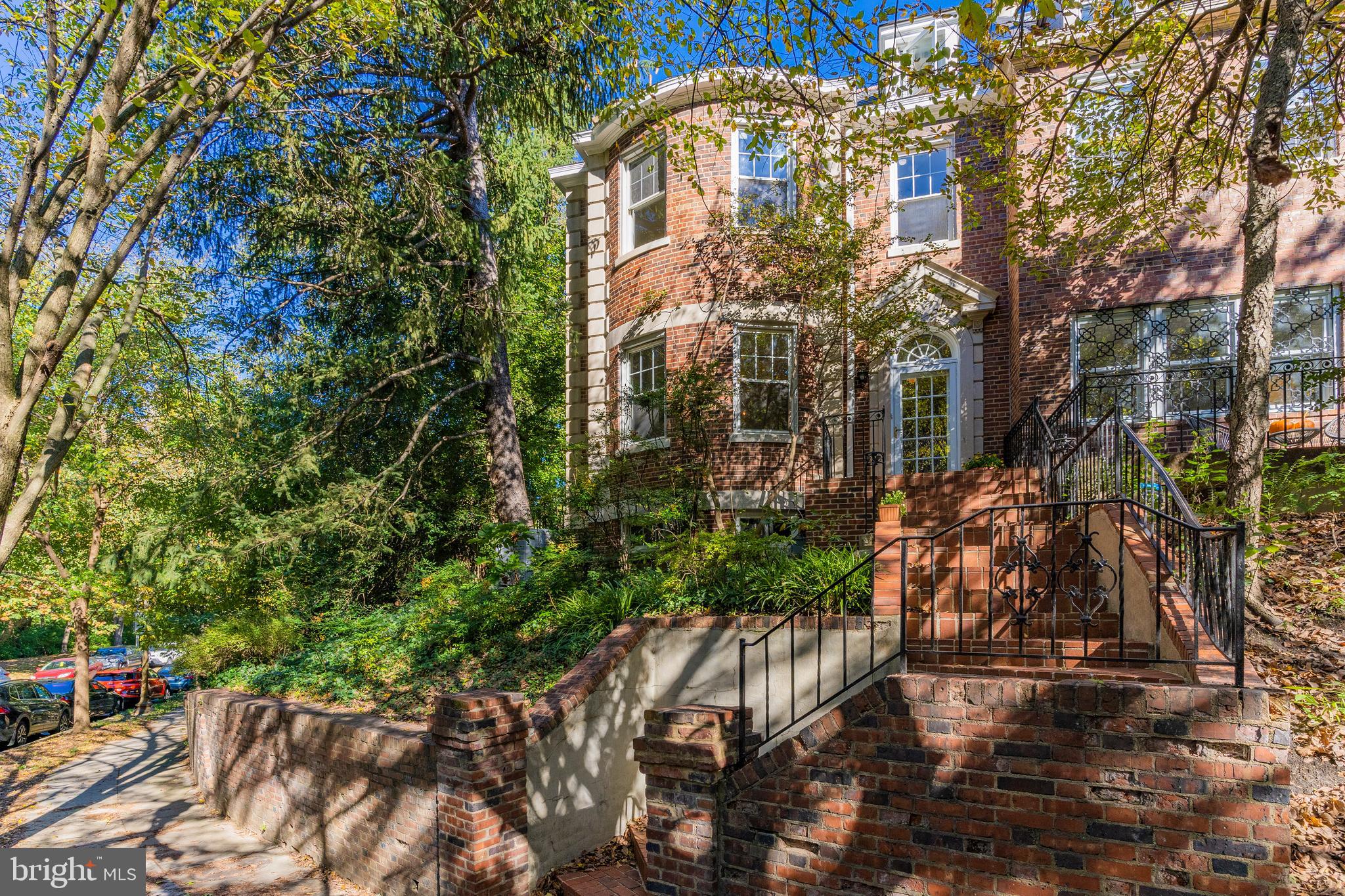 2025 Belmont Road Northwest Washington, DC 20009 - Photo 4 of 77