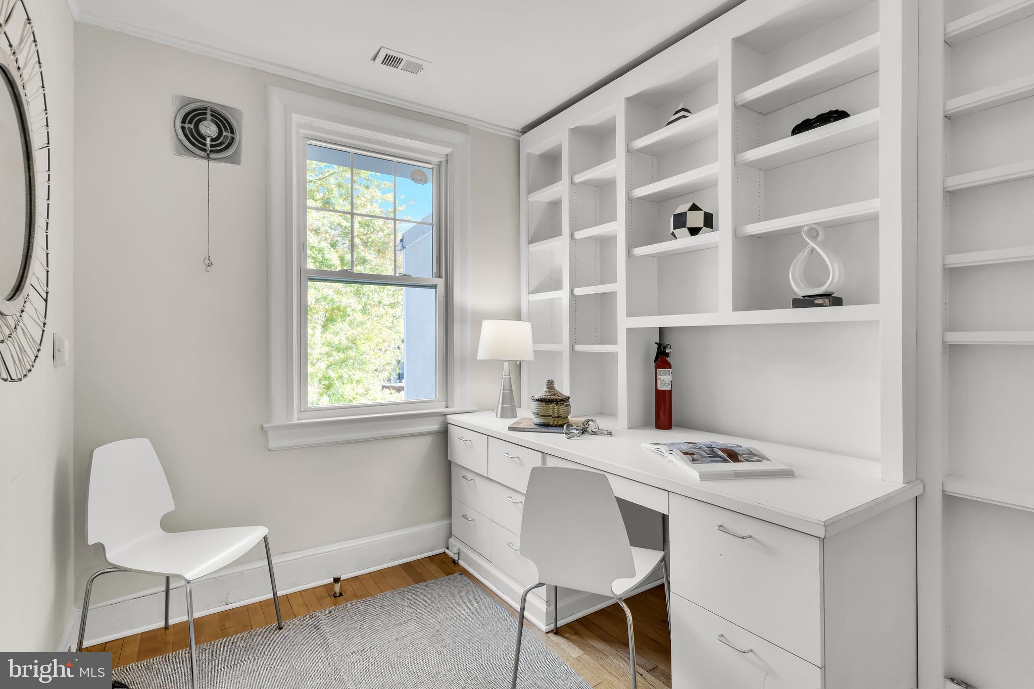 2025 Belmont Road Northwest Washington, DC 20009 - Photo 35 of 77