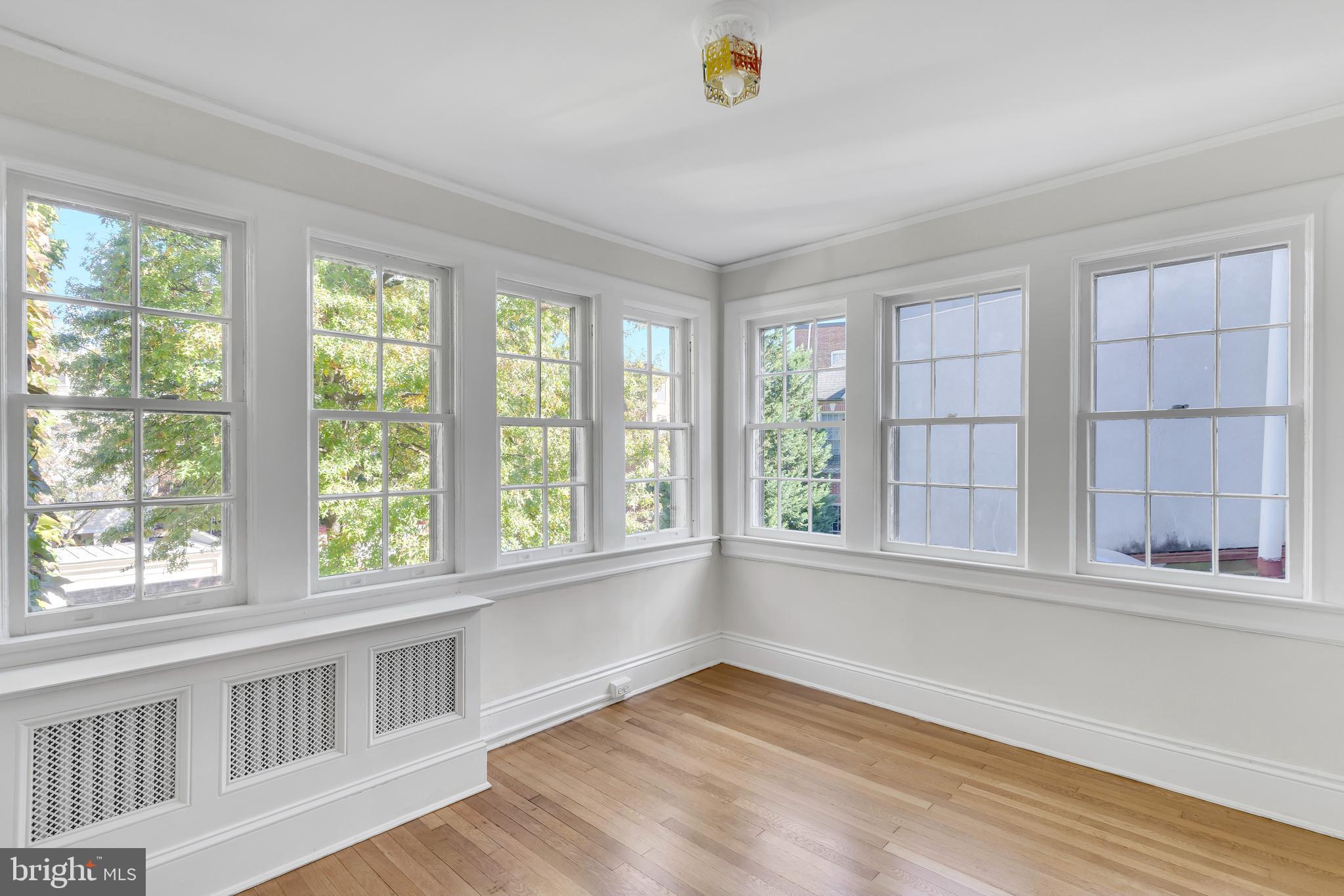 2025 Belmont Road Northwest Washington, DC 20009 - Photo 40 of 77