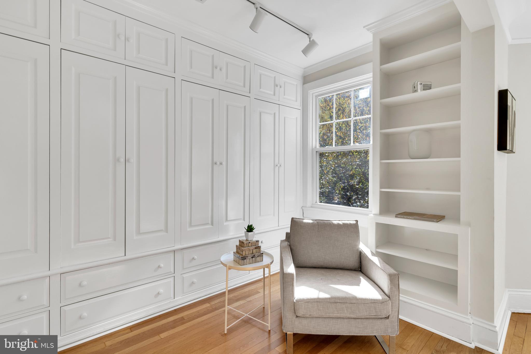 2025 Belmont Road Northwest Washington, DC 20009 - Photo 51 of 77