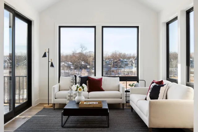 $1,520,686 | 707 Ensconced Way, Chaska, MN 55318