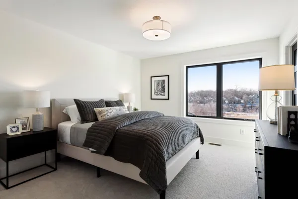 $1,520,686 | 707 Ensconced Way, Chaska, MN 55318