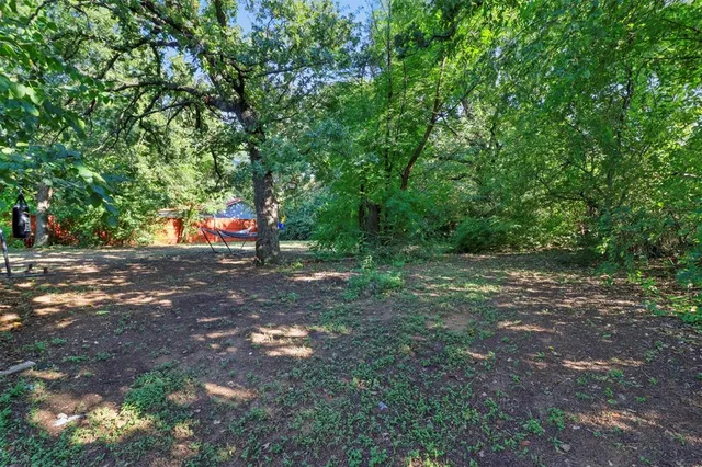 $1,300 | 516 Mill Street, Unit B, Denton, TX 76205