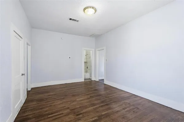 $1,200 | 516 Mill Street, Unit B, Denton, TX 76205