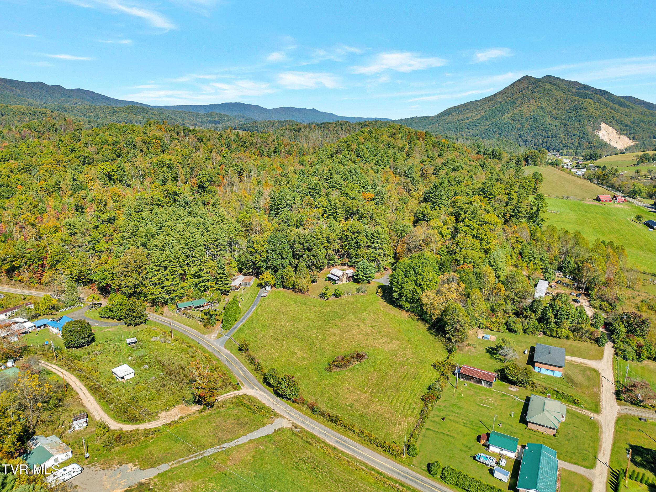 4379 Pine Orchard Road Butler, TN 37640 - Photo 57 of 57 50_08