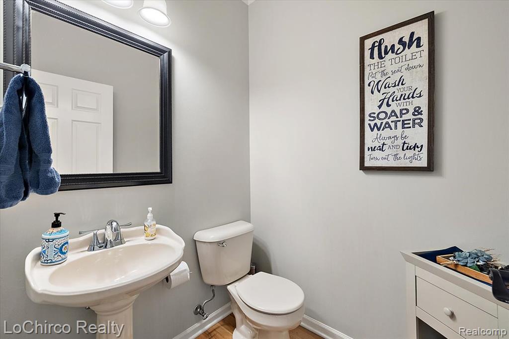 1908 Beaver Creek Drive Rochester, MI 48307 - Photo 27 of 69 Gallery Image 27