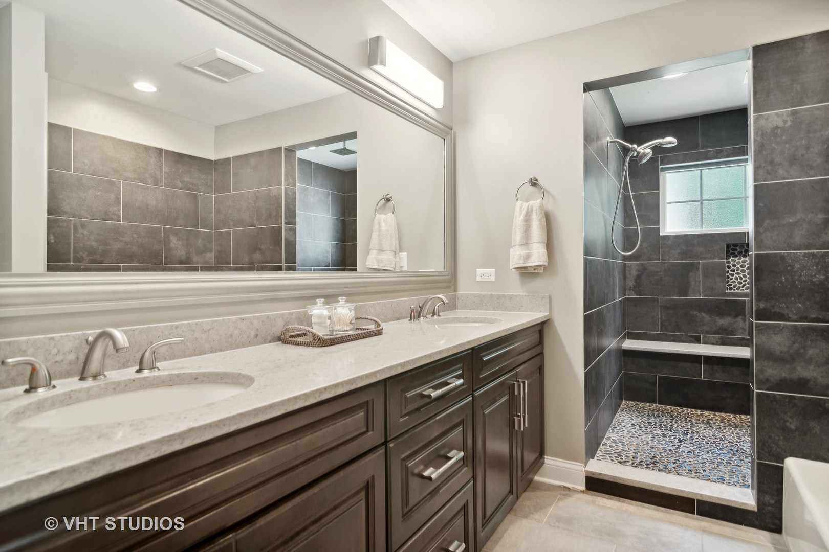 1603 Appleby Road Inverness, IL 60067 - Photo 19 of 44