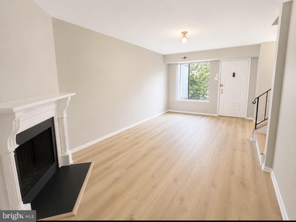 802 Timber Creek Road Lindenwold, NJ 08021 - Photo 2 of 19