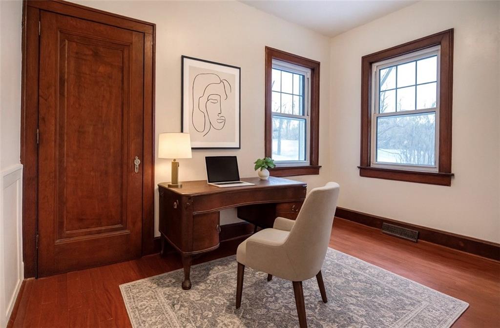 343 East 11th Avenue Tarentum, PA 15084 - Photo 21 of 41 a workspace with furniture and window