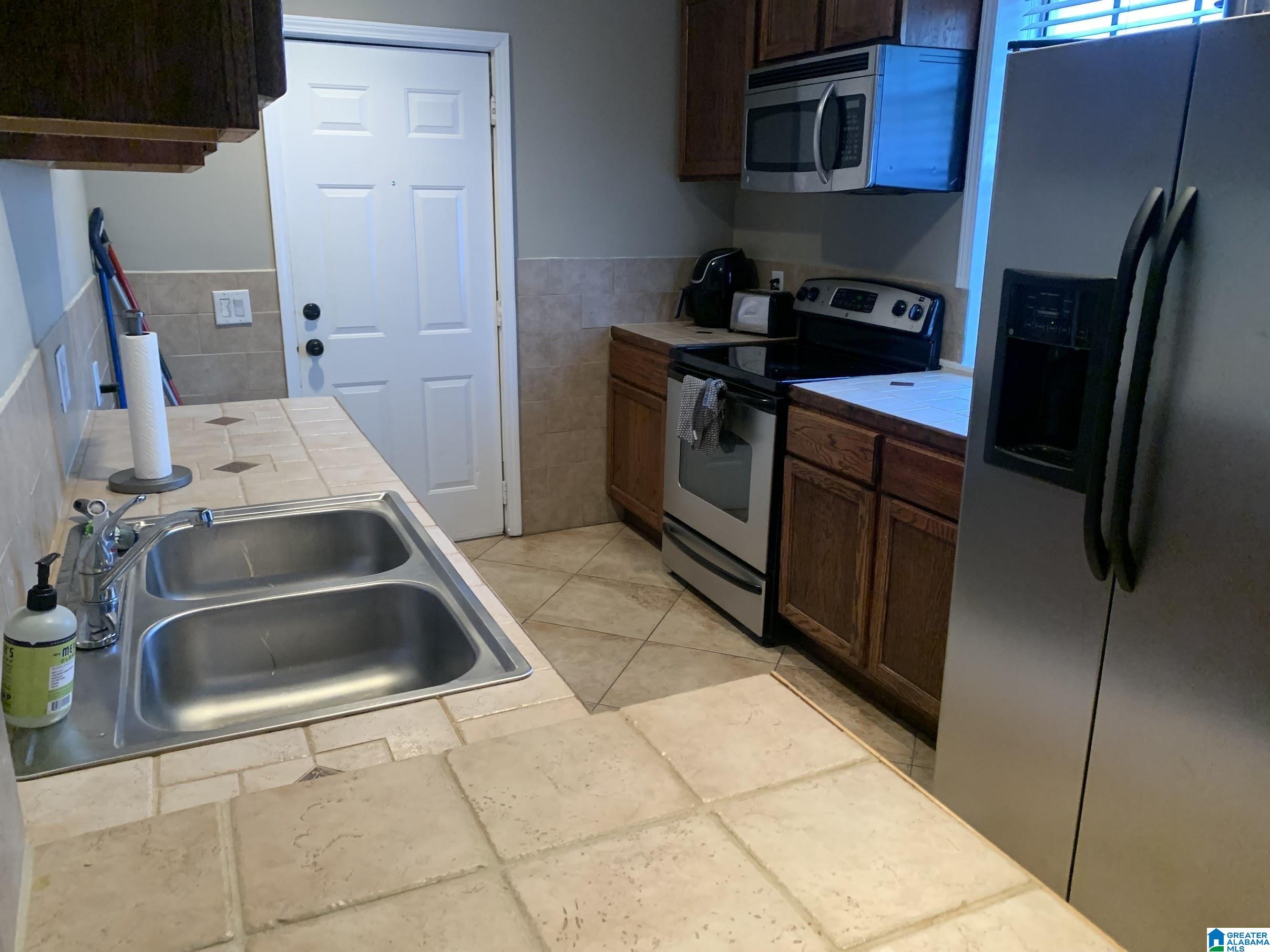 901 Hargrove Road, Unit 23D Tuscaloosa, AL 35401 - Photo 6 of 20