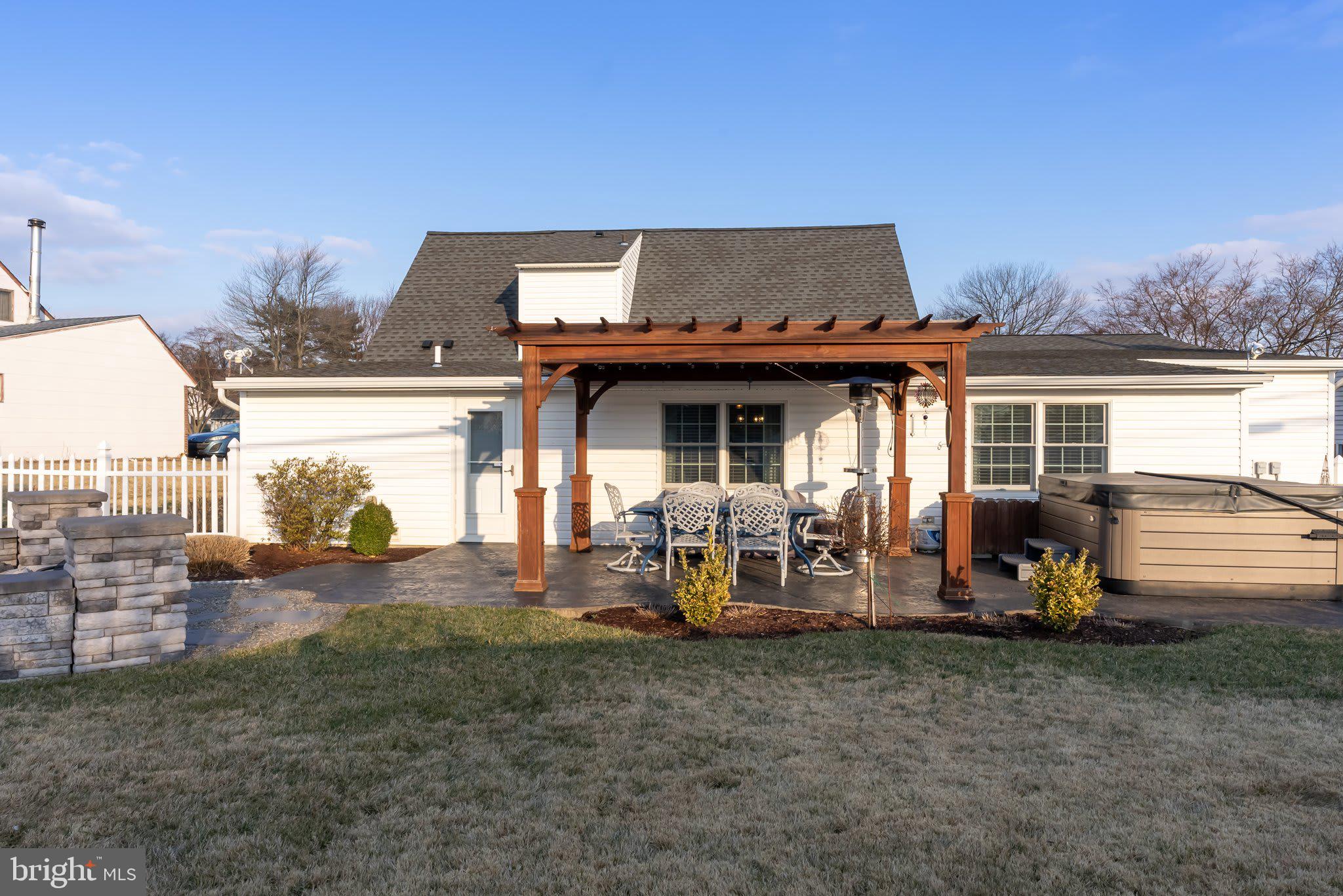 123 Cobalt Cross Road Levittown, PA 19057 - Photo 34 of 50 Gallery Image 34