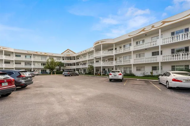 $131,900 | 2429 Ecuadorian Way, Unit 47, Clearwater, FL 33763