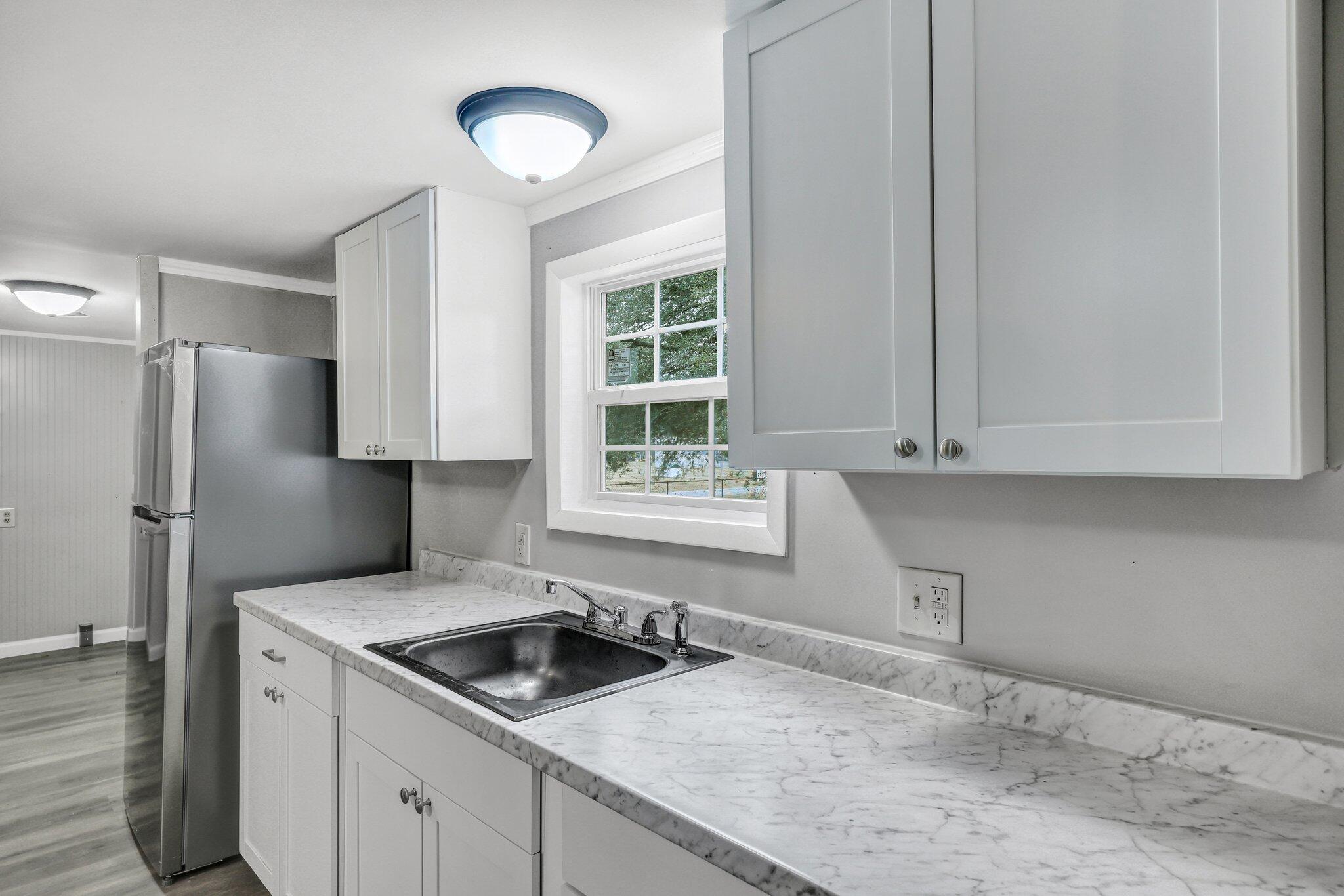 478 Eagle Drive Ridgeville, SC 29472 - Photo 17 of 38 Kitchen