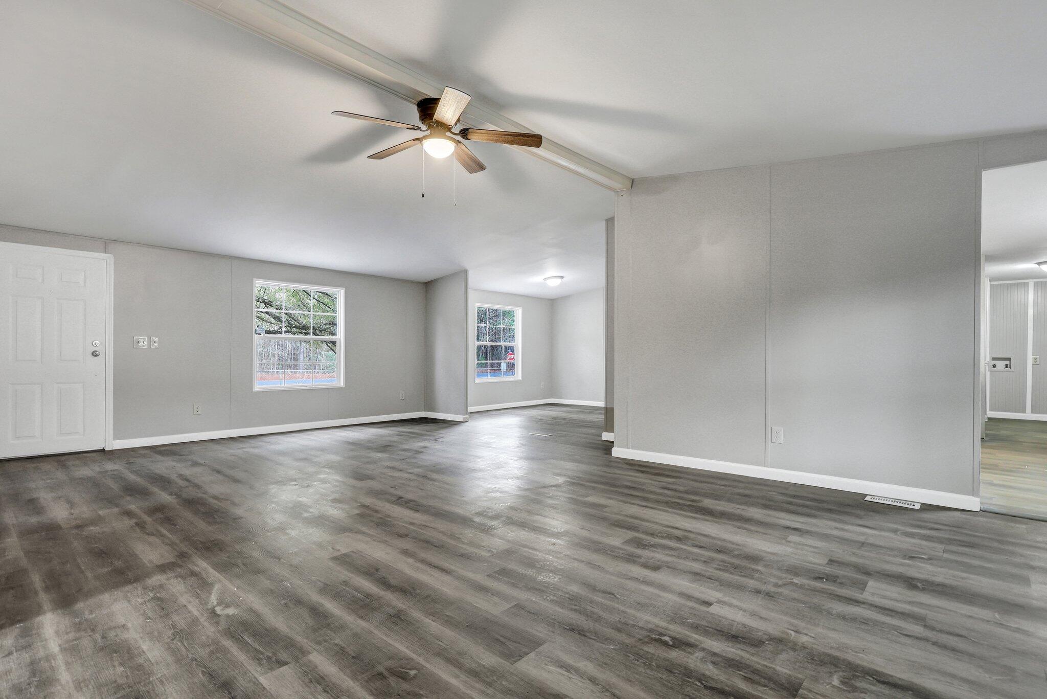 478 Eagle Drive Ridgeville, SC 29472 - Photo 5 of 38 Living Room