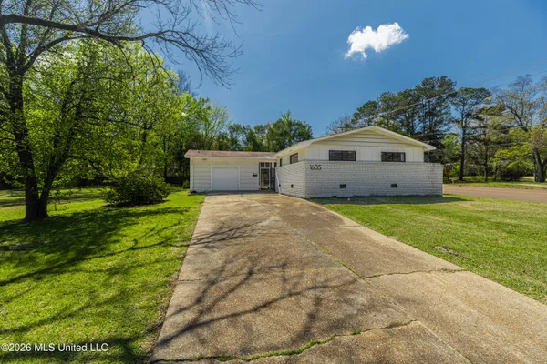 $1,750 | 1605 Wilhurst Street, Jackson, MS 39211